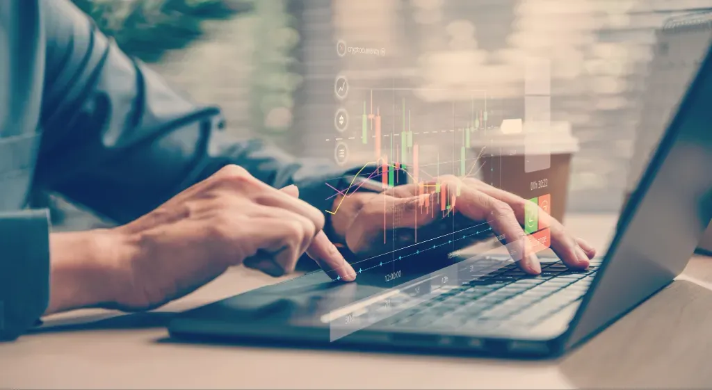 Inwestor pasywny monitoruje swój portfel inwestycyjny na platformie TradingView